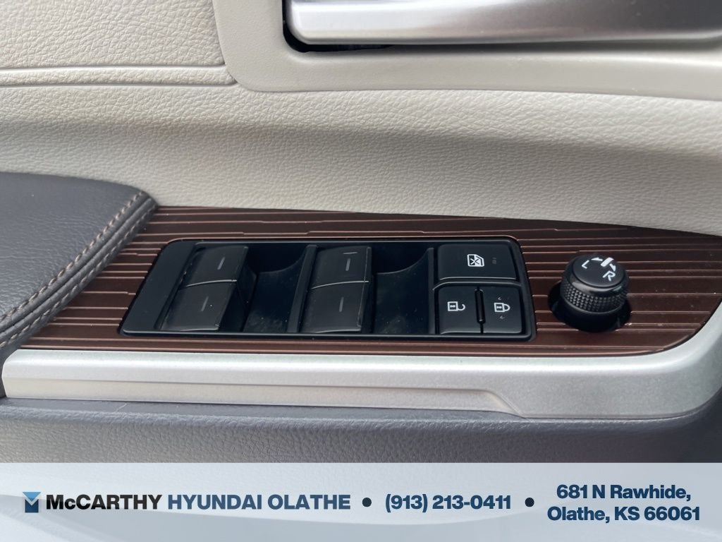 2021 Toyota Sienna XLE 8 Passenger