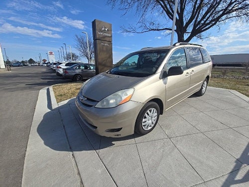 2008 Toyota Sienna LE