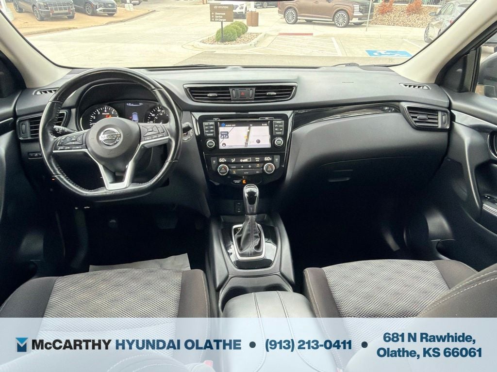 2017 Nissan Rogue Sport SV