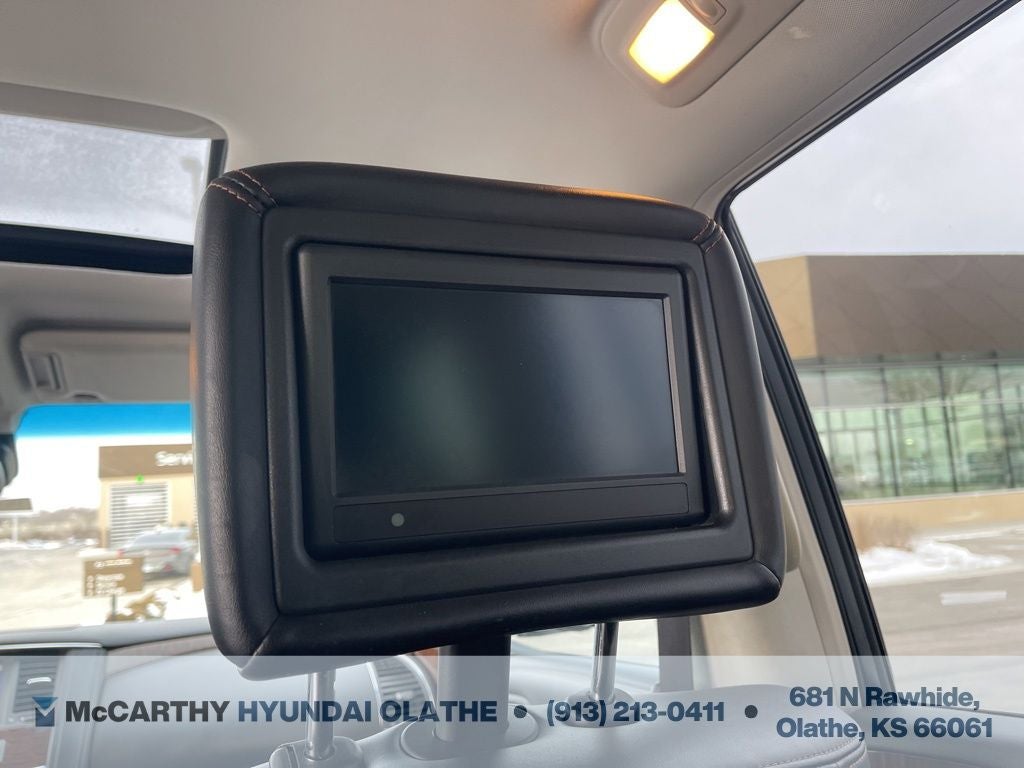 2017 Nissan Armada Platinum