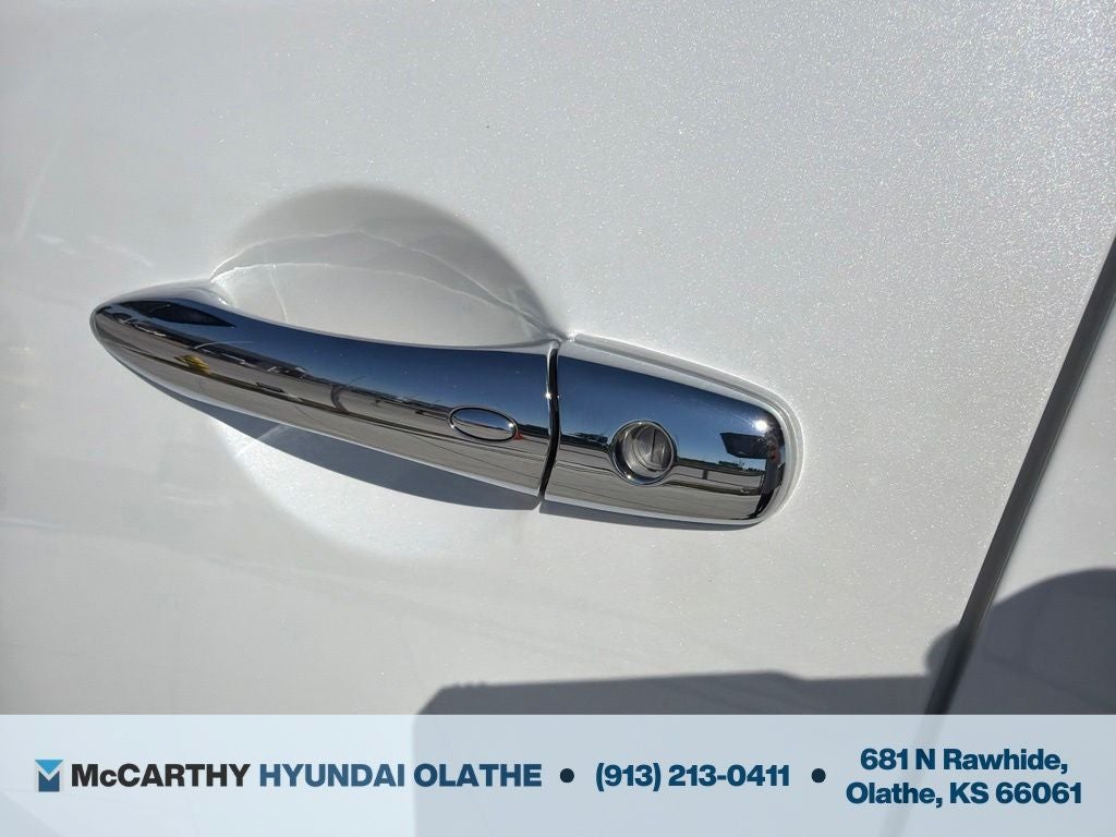 2022 INFINITI QX80 Premium Select