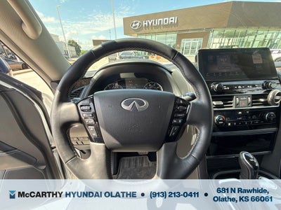 2022 INFINITI QX80 Premium Select
