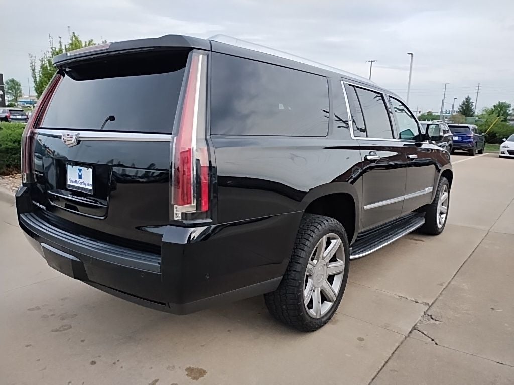 2018 Cadillac Escalade ESV Premium