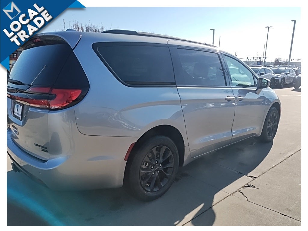 2021 Chrysler Pacifica Limited AWD