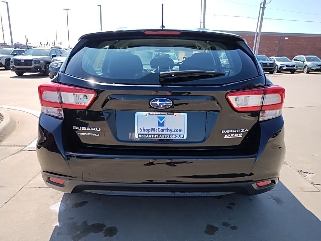 2017 Subaru Impreza 2.0i
