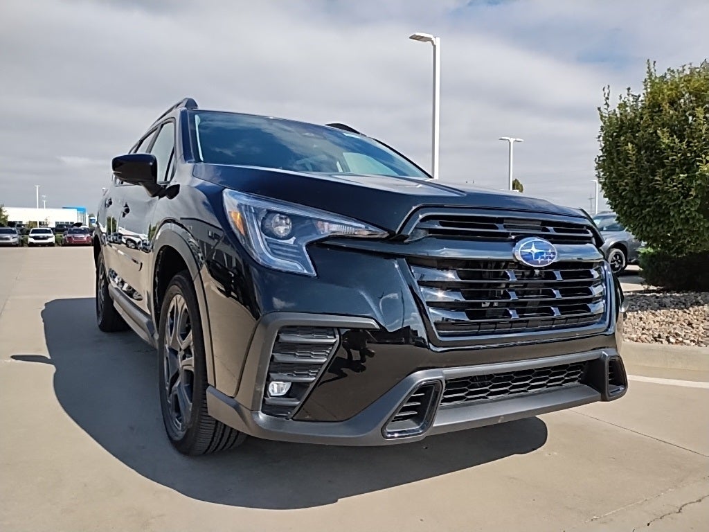 2025 Subaru Ascent Onyx Edition Touring