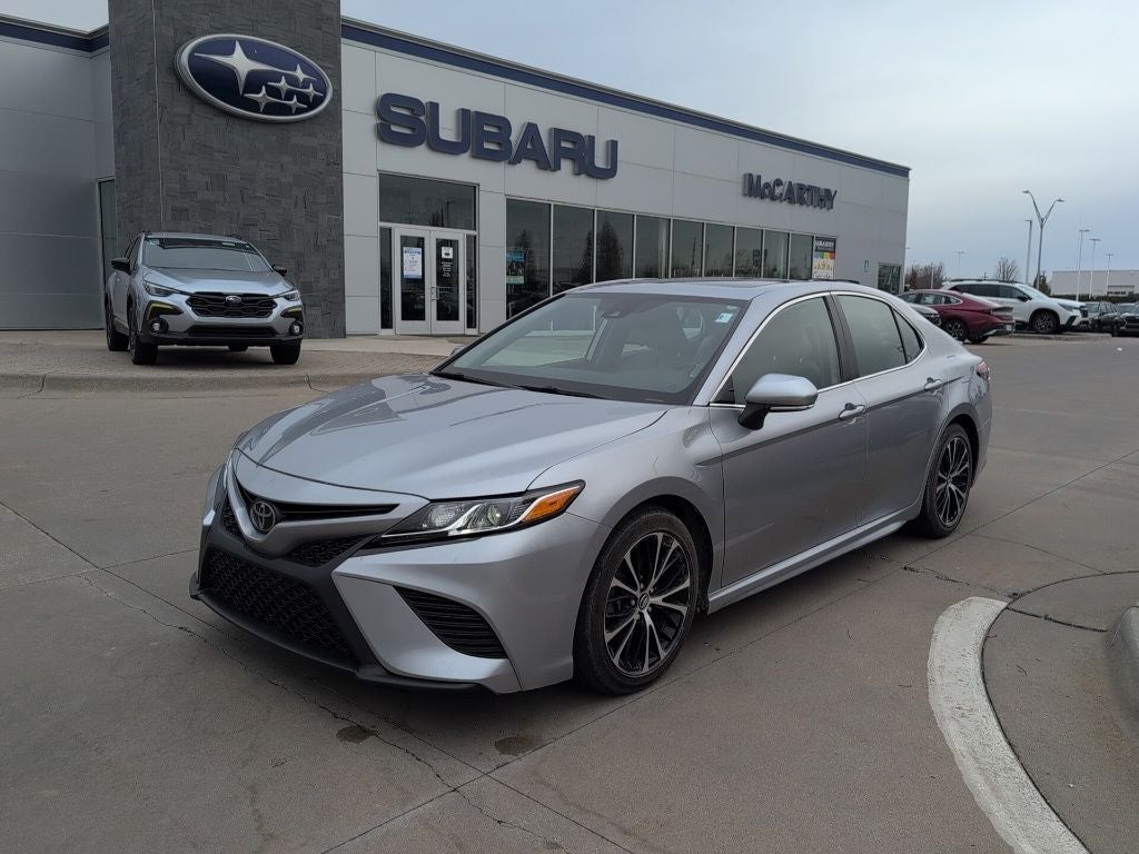 2019 Toyota Camry SE
