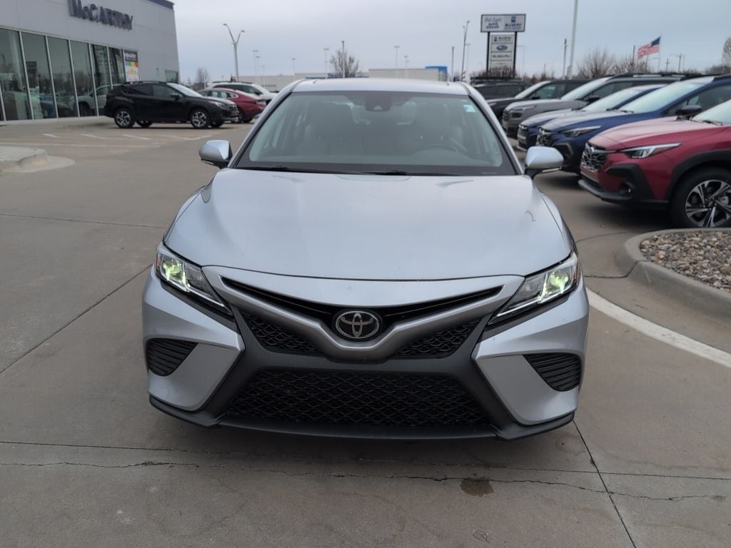 2019 Toyota Camry SE