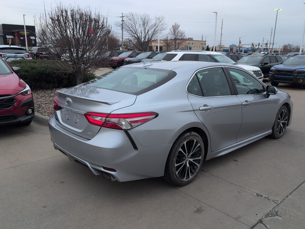 2019 Toyota Camry SE