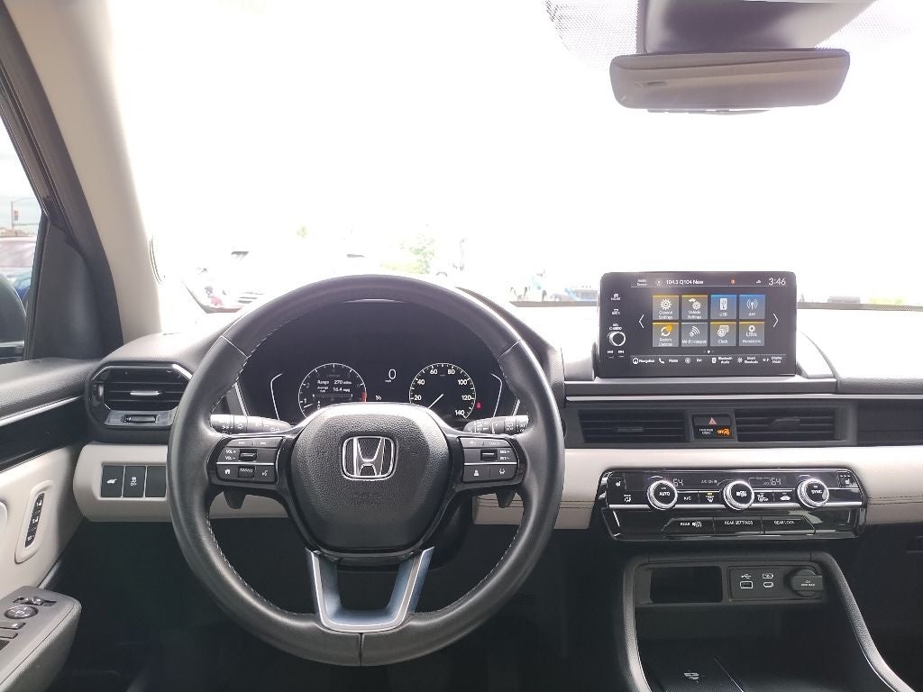 2023 Honda Pilot Touring