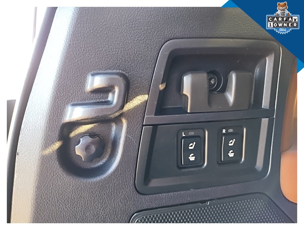 2013 Toyota Sequoia Platinum 4WD