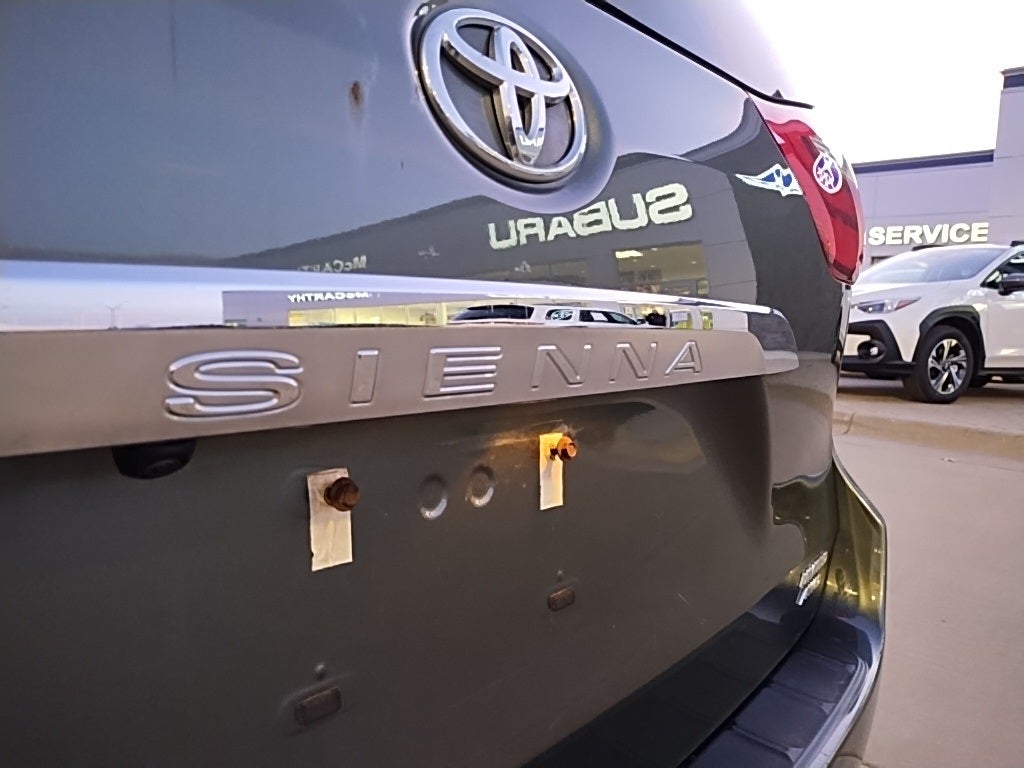 2018 Toyota Sienna Limited Premium 7 Passenger AWD