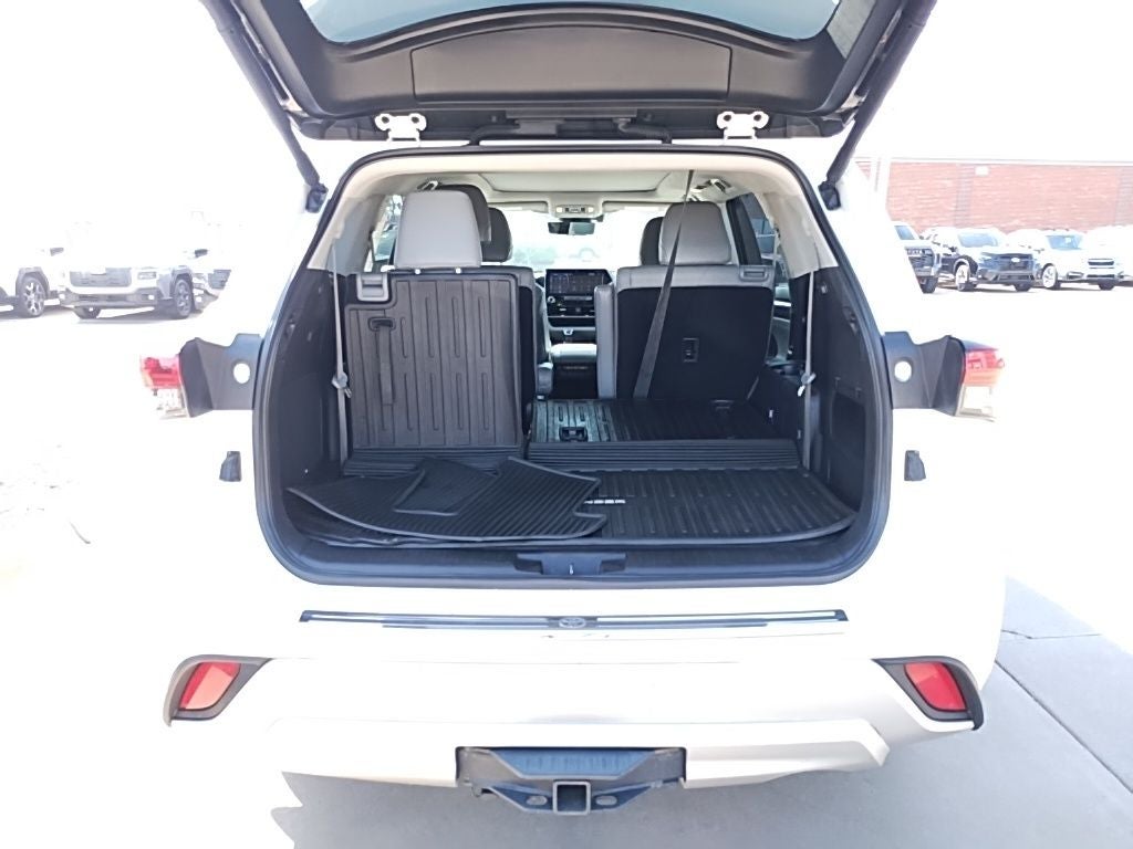 2021 Toyota Highlander Platinum AWD