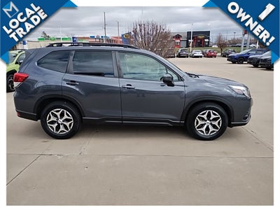 2022 Subaru Forester Premium