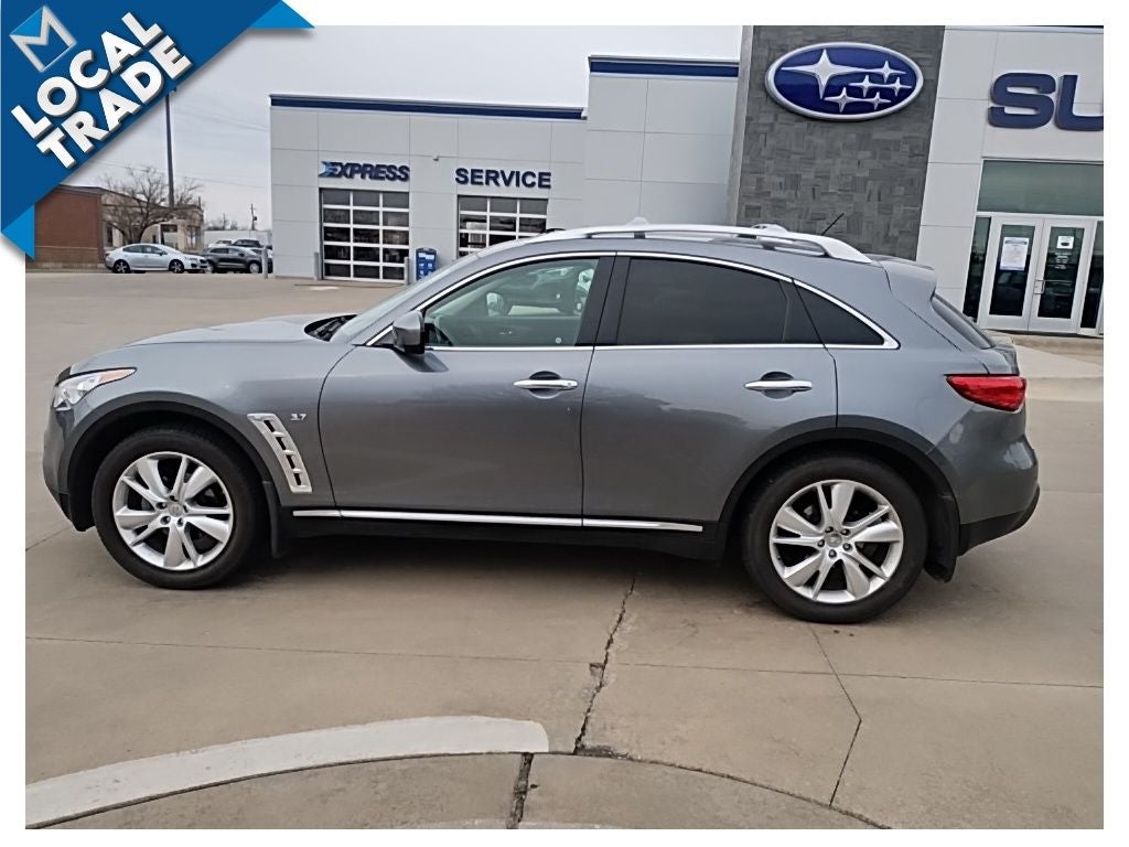 2016 INFINITI QX70 AWD