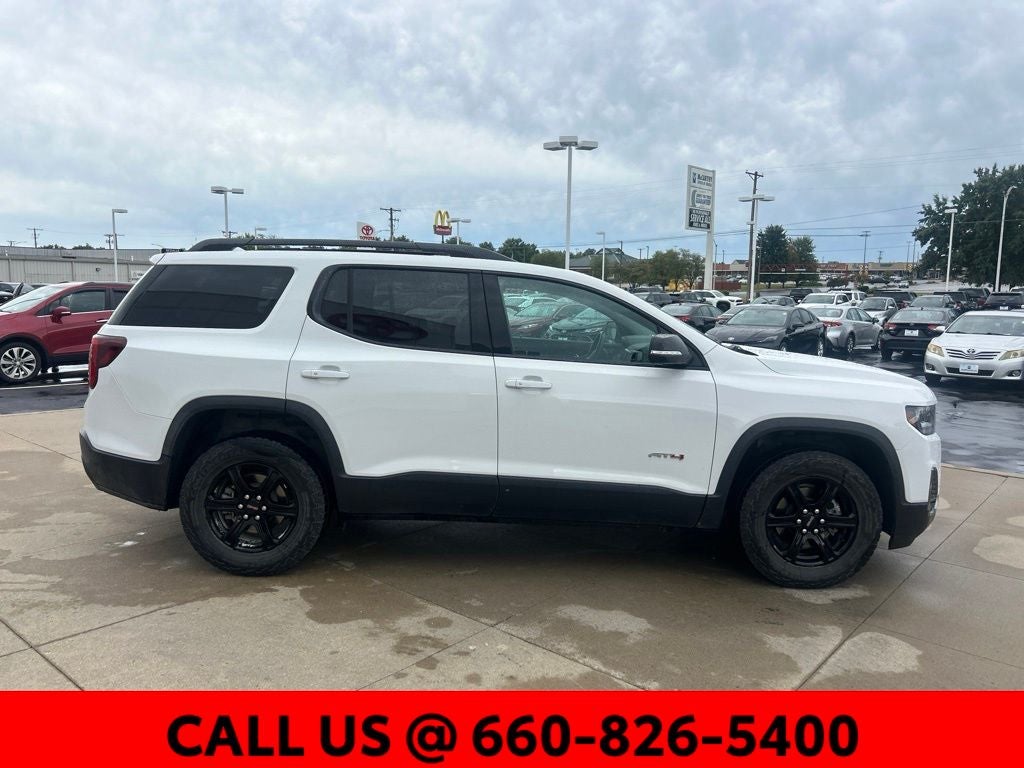 2023 GMC Acadia AT4