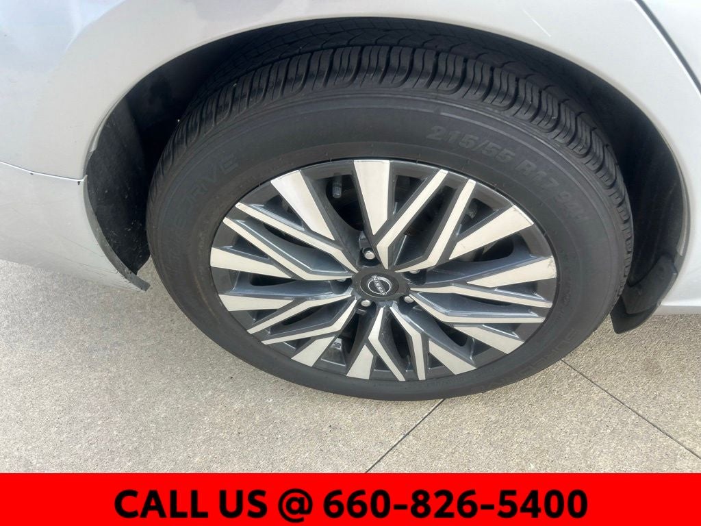 2024 Nissan Altima 2.5 SV