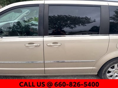 2013 Chrysler Town & Country Touring