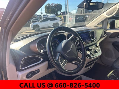 2017 Chrysler Pacifica Touring L