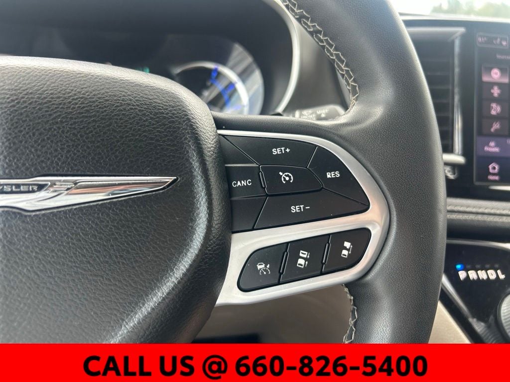2022 Chrysler Pacifica Hybrid Touring L