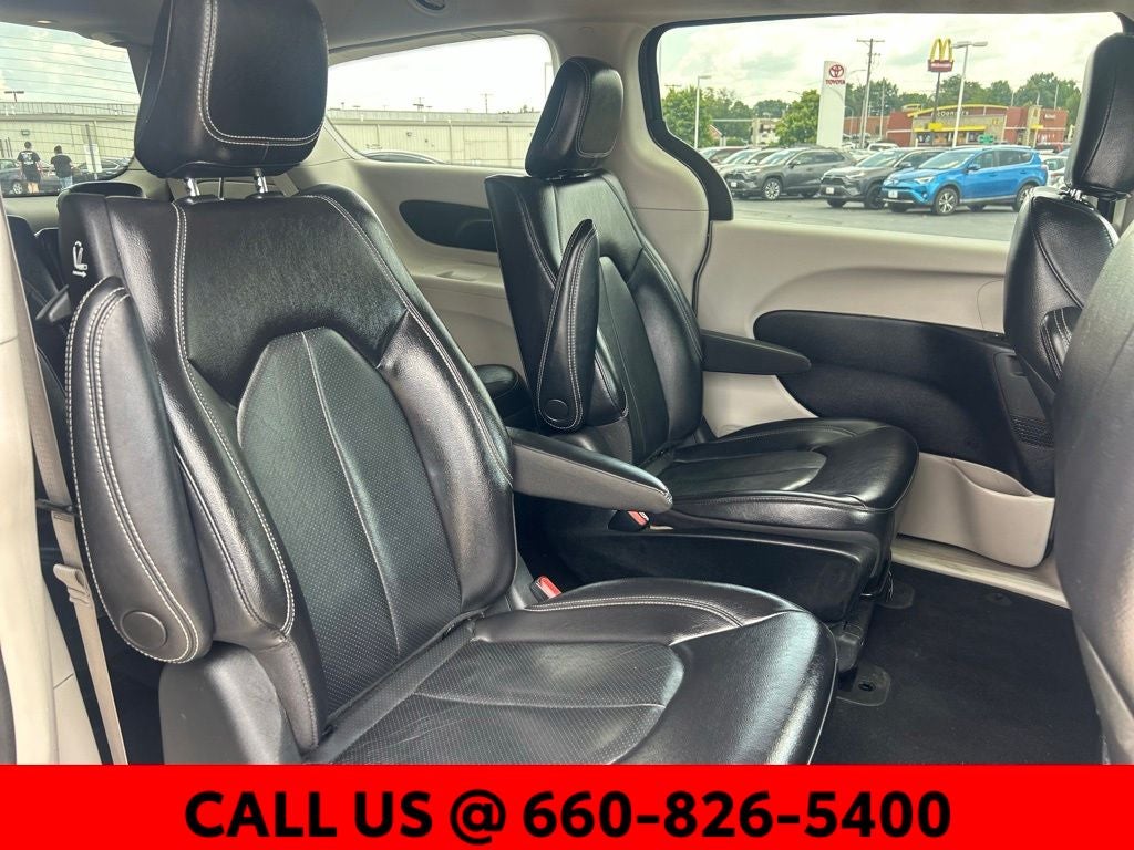 2022 Chrysler Pacifica Hybrid Touring L