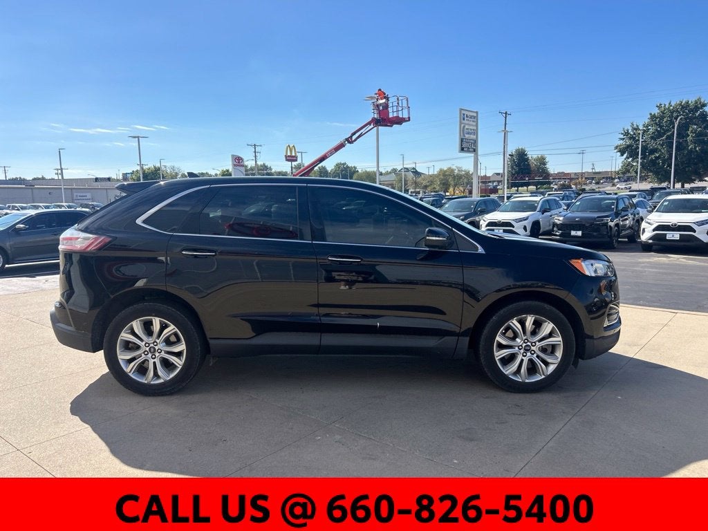 2022 Ford Edge Titanium