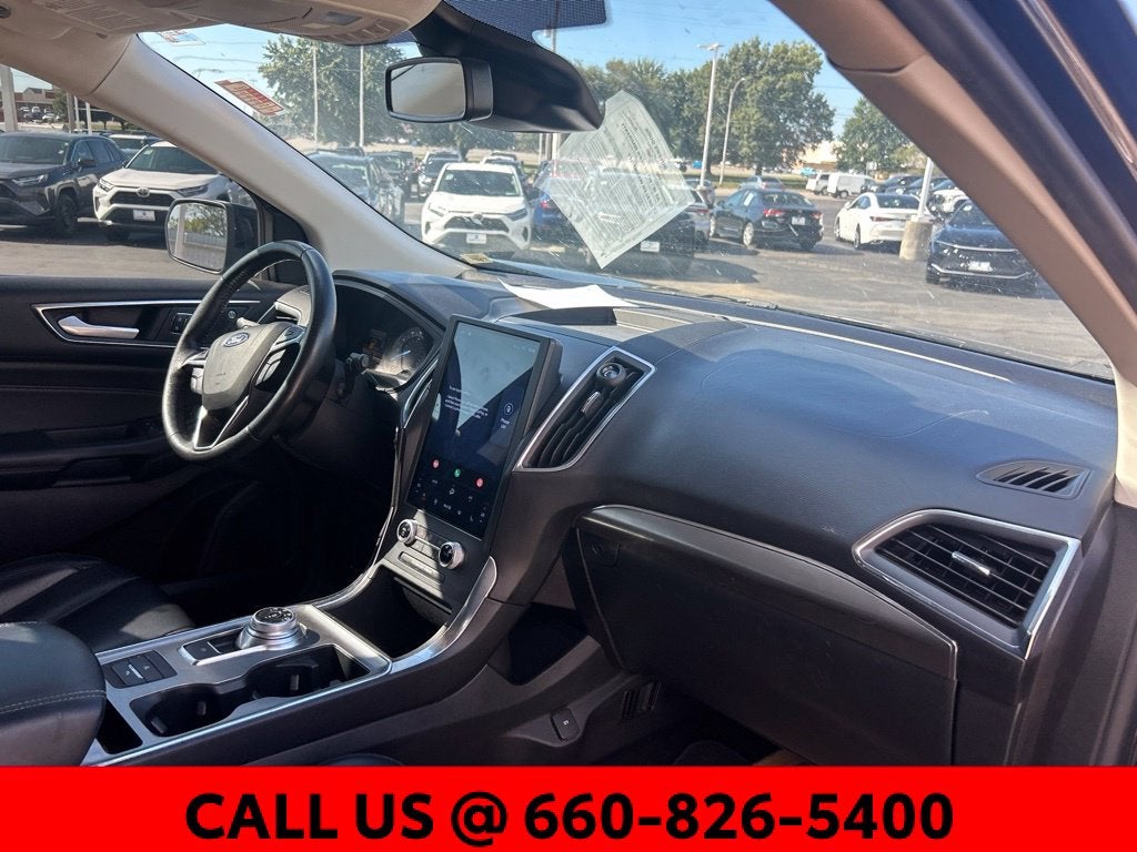 2022 Ford Edge Titanium