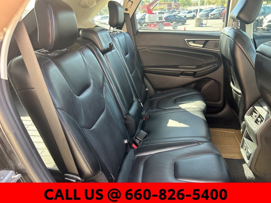 2022 Ford Edge Titanium