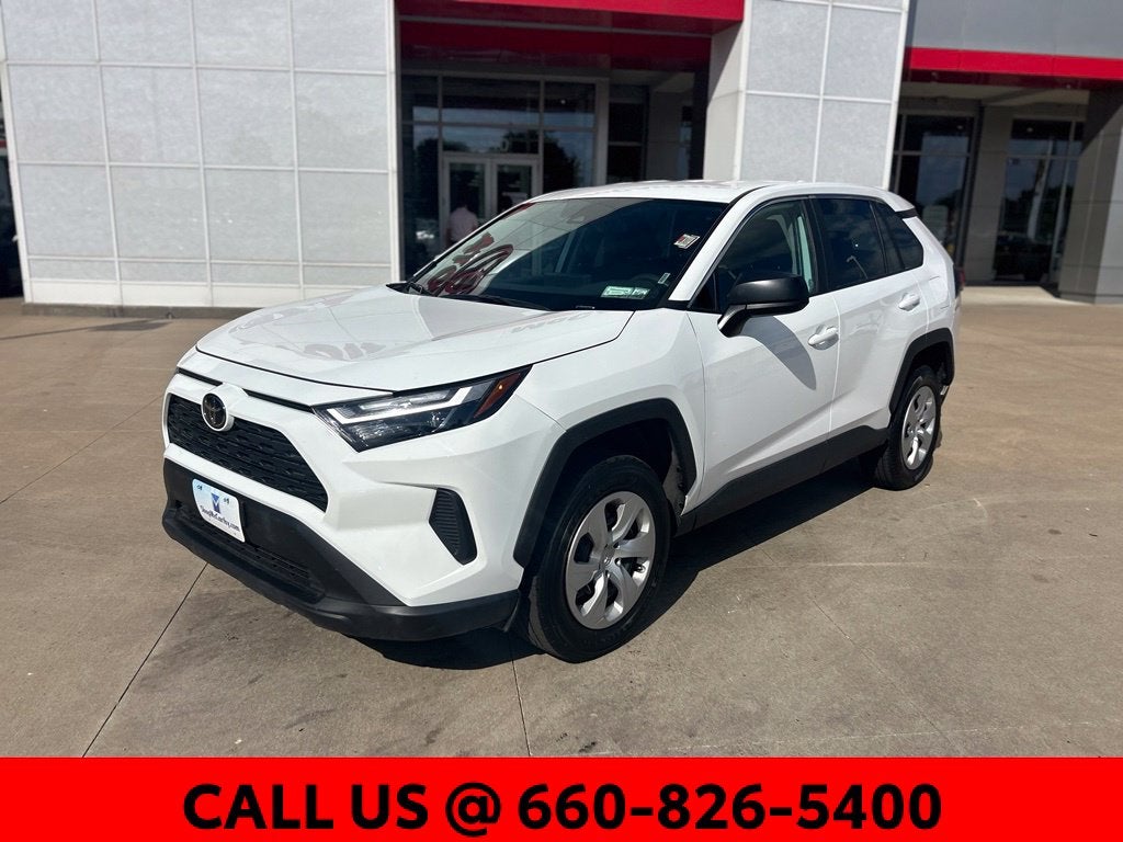 2025 Toyota RAV4 LE