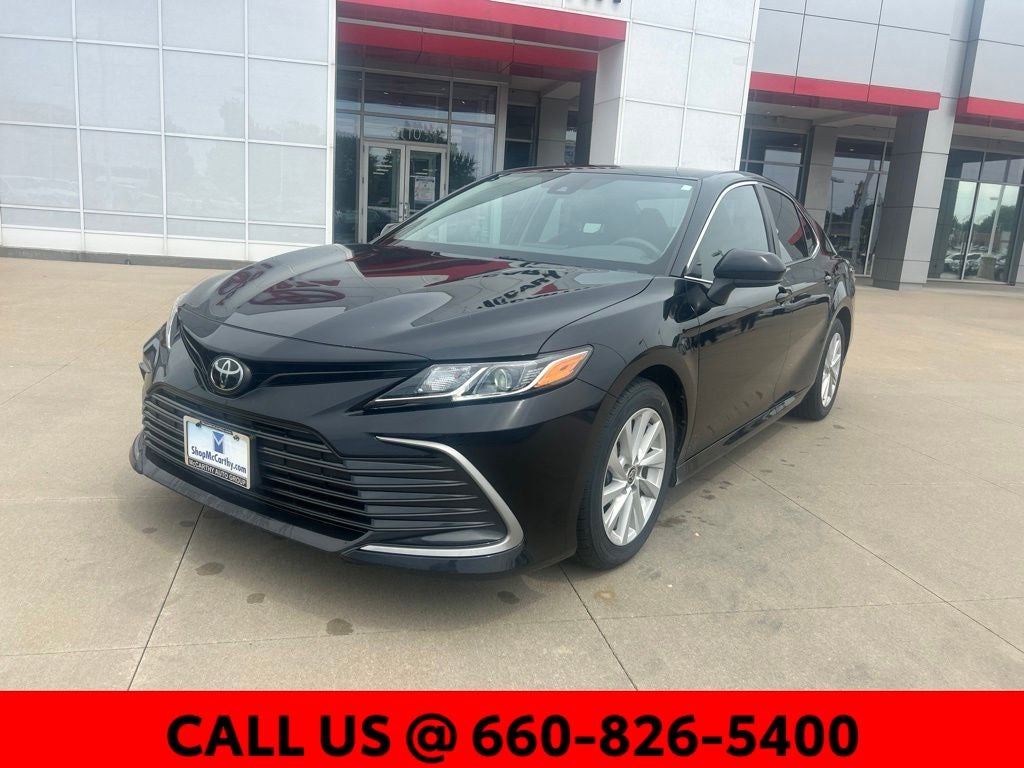 2022 Toyota Camry LE