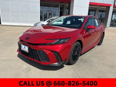 2025 Toyota Camry SE