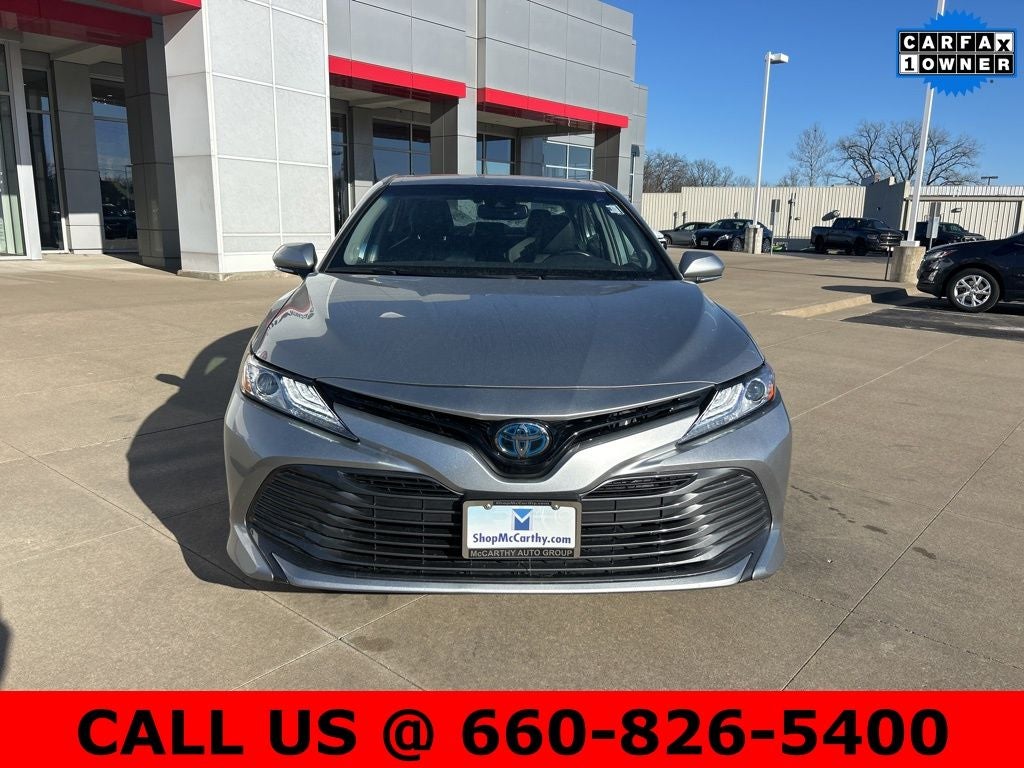 2020 Toyota Camry Hybrid XLE