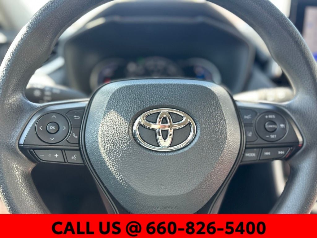 2025 Toyota RAV4 Hybrid XLE