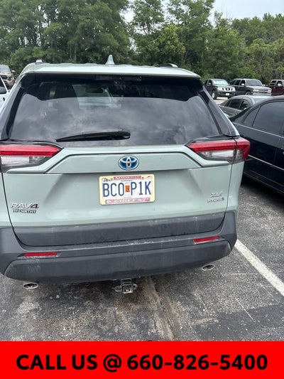 2022 Toyota RAV4 Hybrid XLE