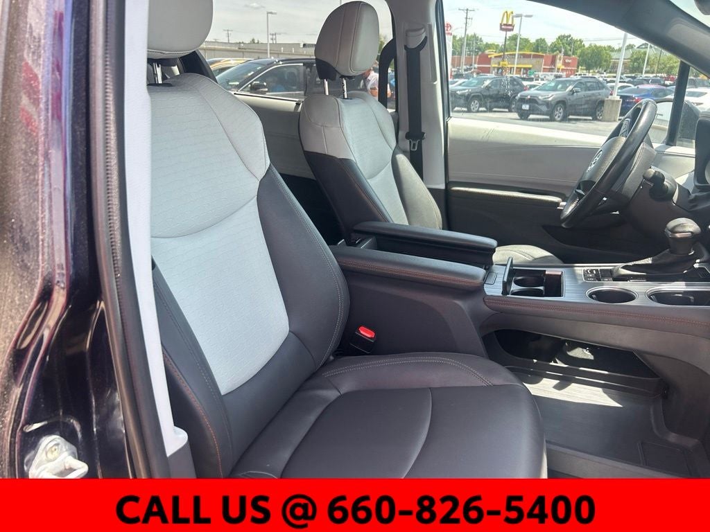 2023 Toyota Sienna XSE 8 Passenger
