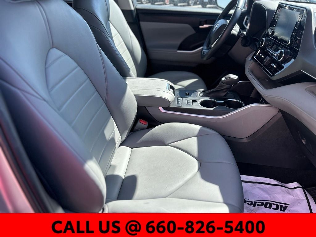 2022 Toyota Highlander Hybrid XLE