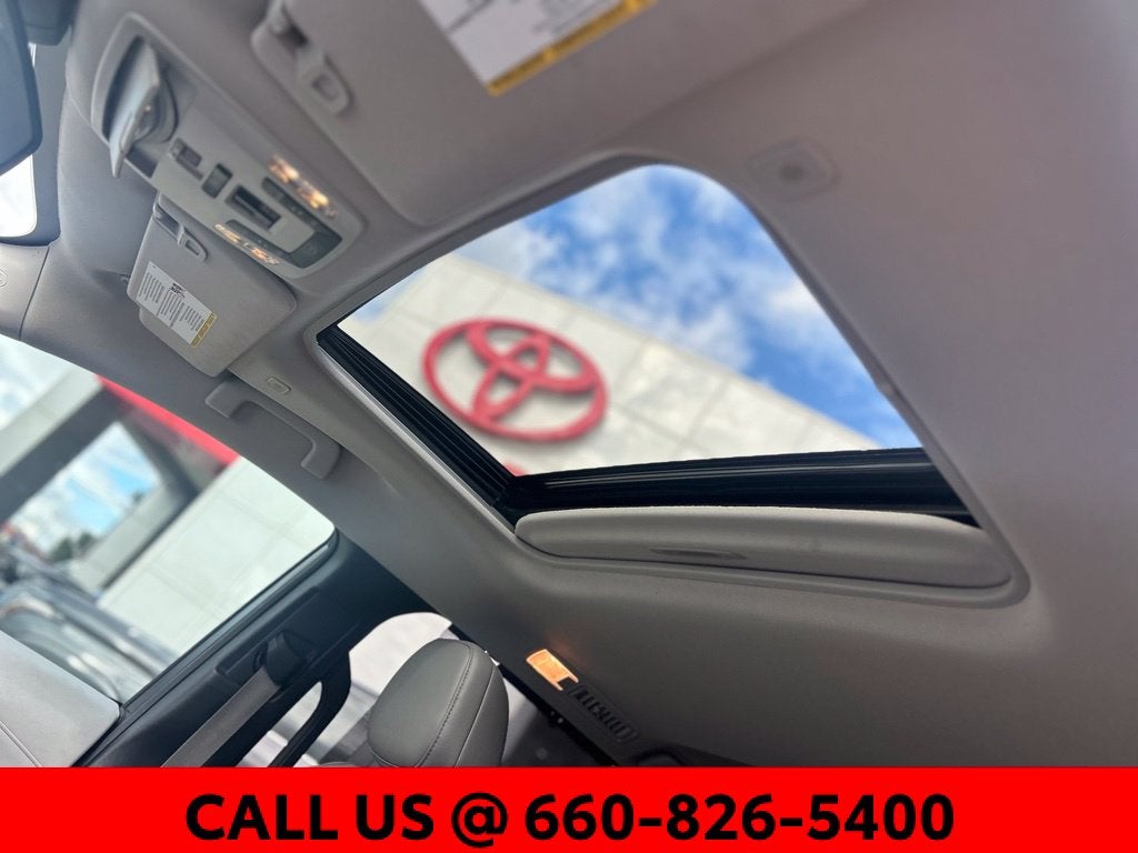 2025 Toyota Sienna XLE