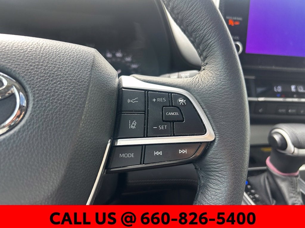 2025 Toyota Sienna XLE