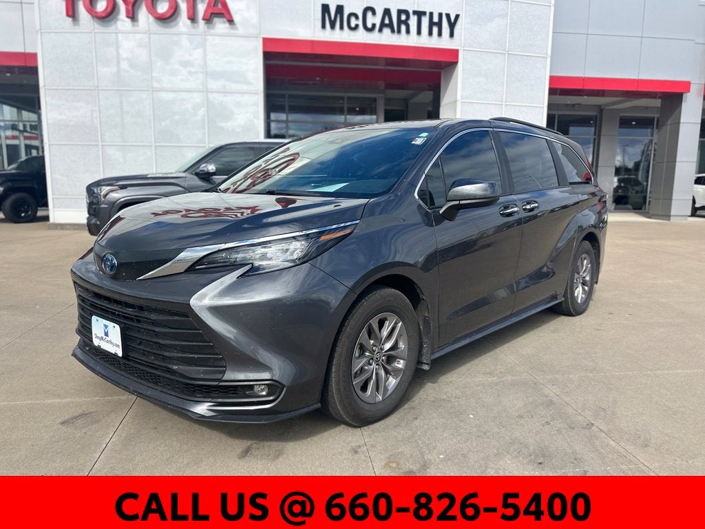 2025 Toyota Sienna XLE