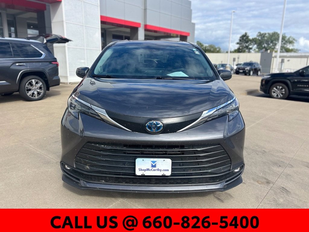2025 Toyota Sienna XLE