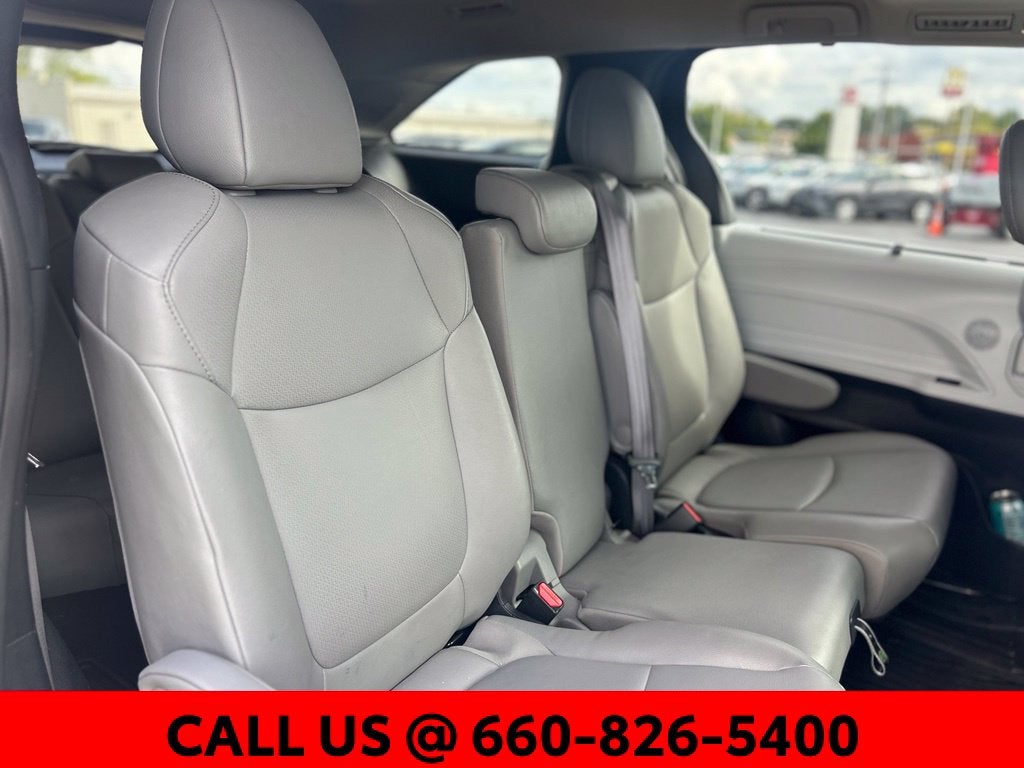 2025 Toyota Sienna XLE