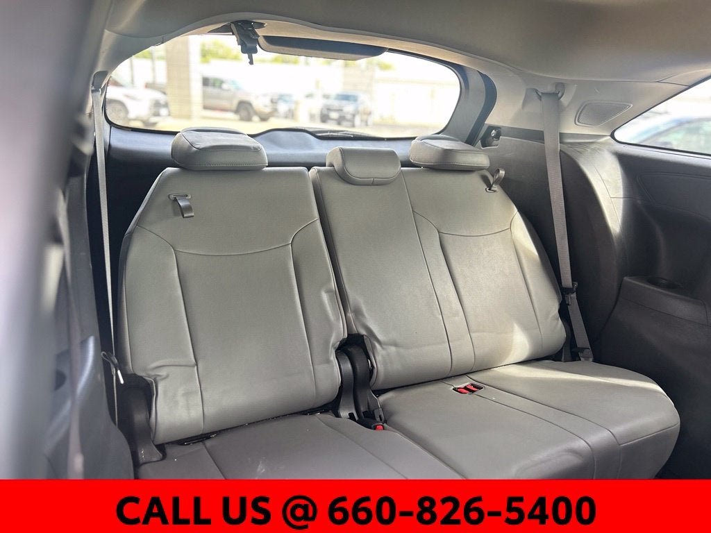 2025 Toyota Sienna XLE