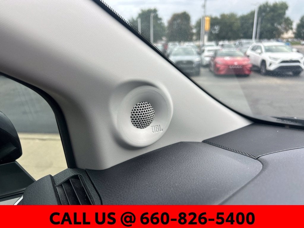 2023 Toyota Sienna XLE 7 Passenger