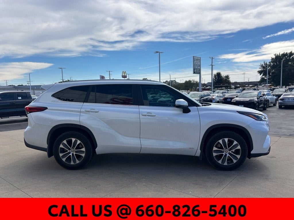 2023 Toyota Highlander Hybrid XLE