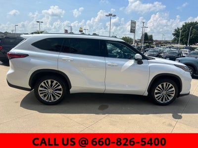 2023 Toyota Highlander Platinum