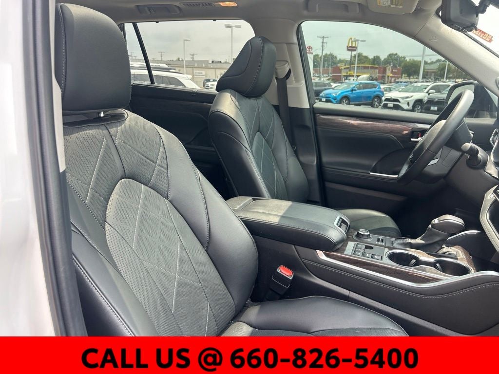 2024 Toyota Highlander Platinum