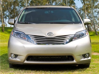 2016 Toyota Sienna LE 8 Passenger