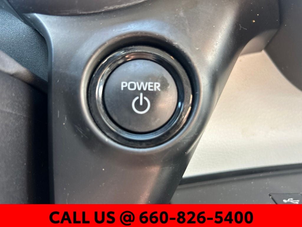2025 Toyota Sienna LE 8 Passenger