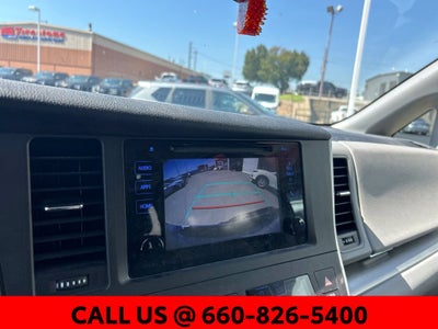 2017 Toyota Sienna LE 8 Passenger