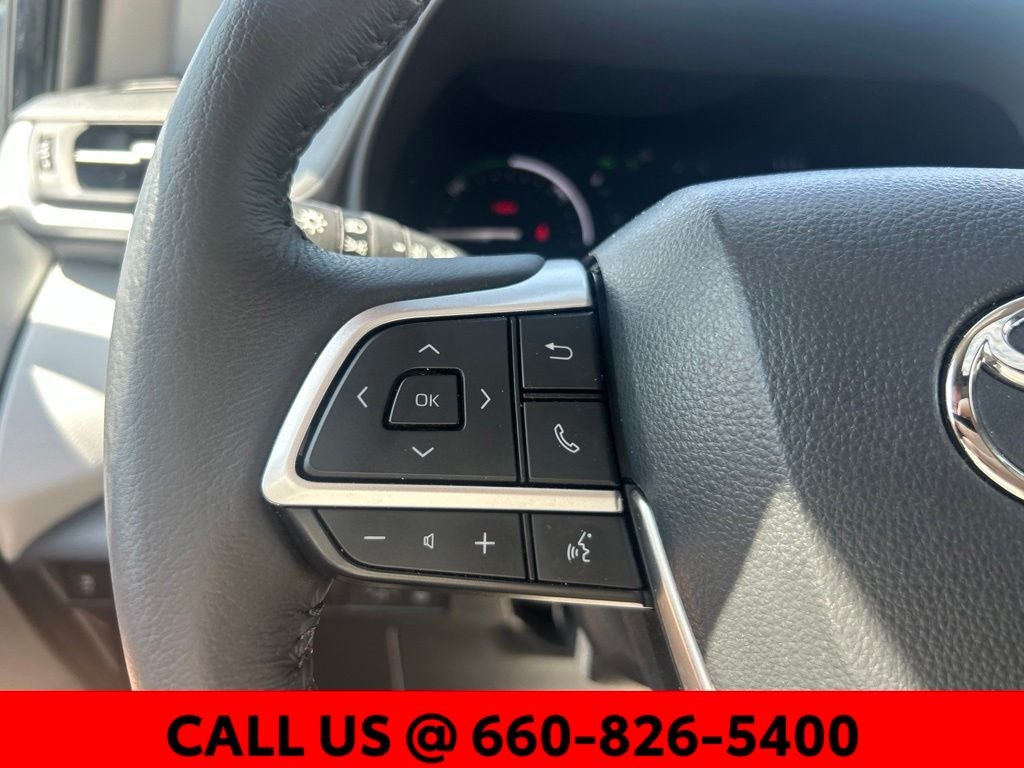 2026 Toyota Sienna XLE 8 Passenger